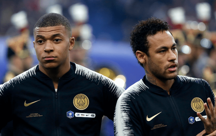  姆巴佩伤愈复出，巴黎锋线再添利刃  