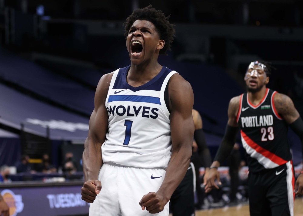  爱德华兹36+12森林狼横扫爵士  