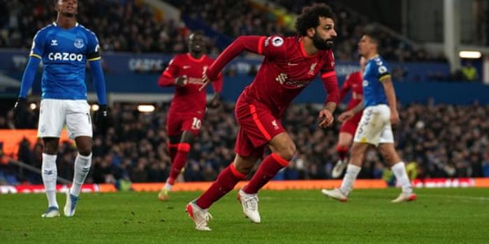  萨拉赫助攻双响，利物浦客场擒热刺稳榜首  